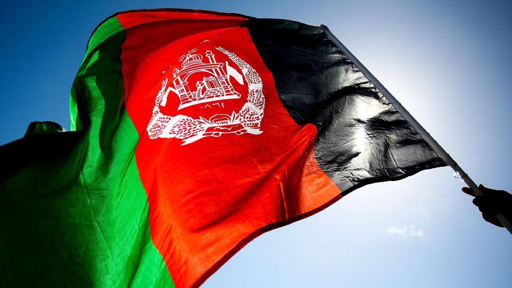 Afghanere presses fra alle kanter 